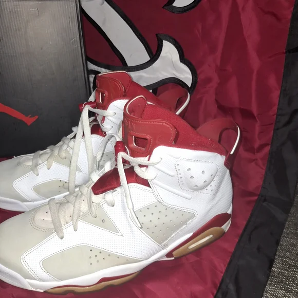  Nike Air Jordan VI 6 Retro Alternate White Grey Red - Picture 2 of 9